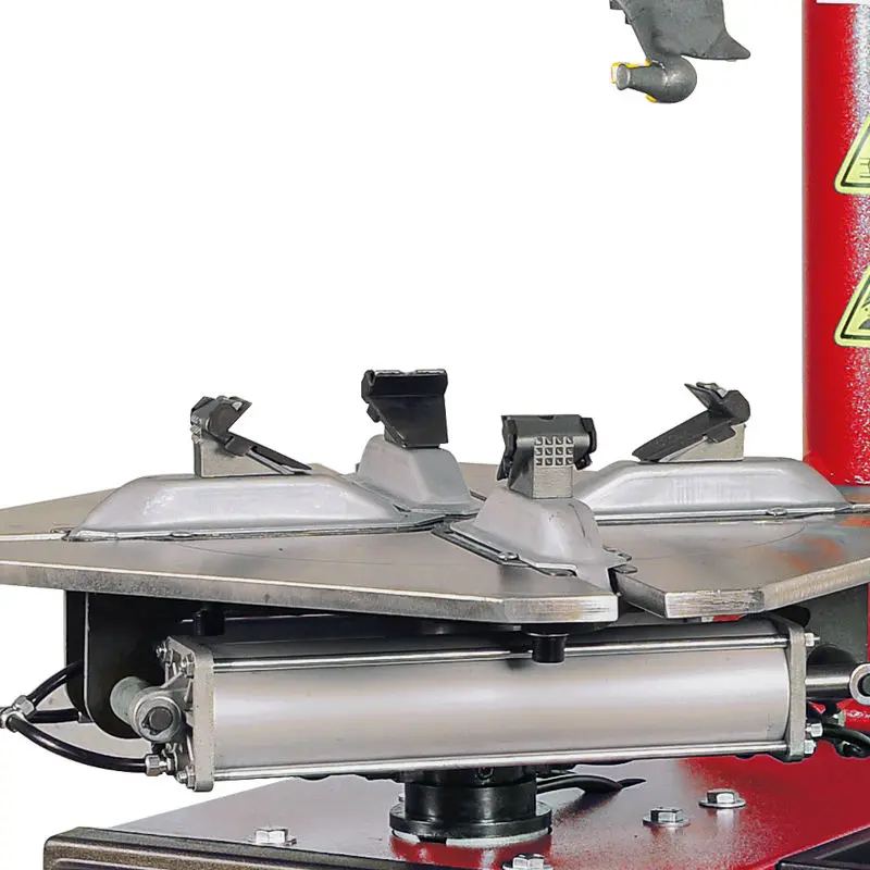 SAW EQUIPMENT CLAMP.webp